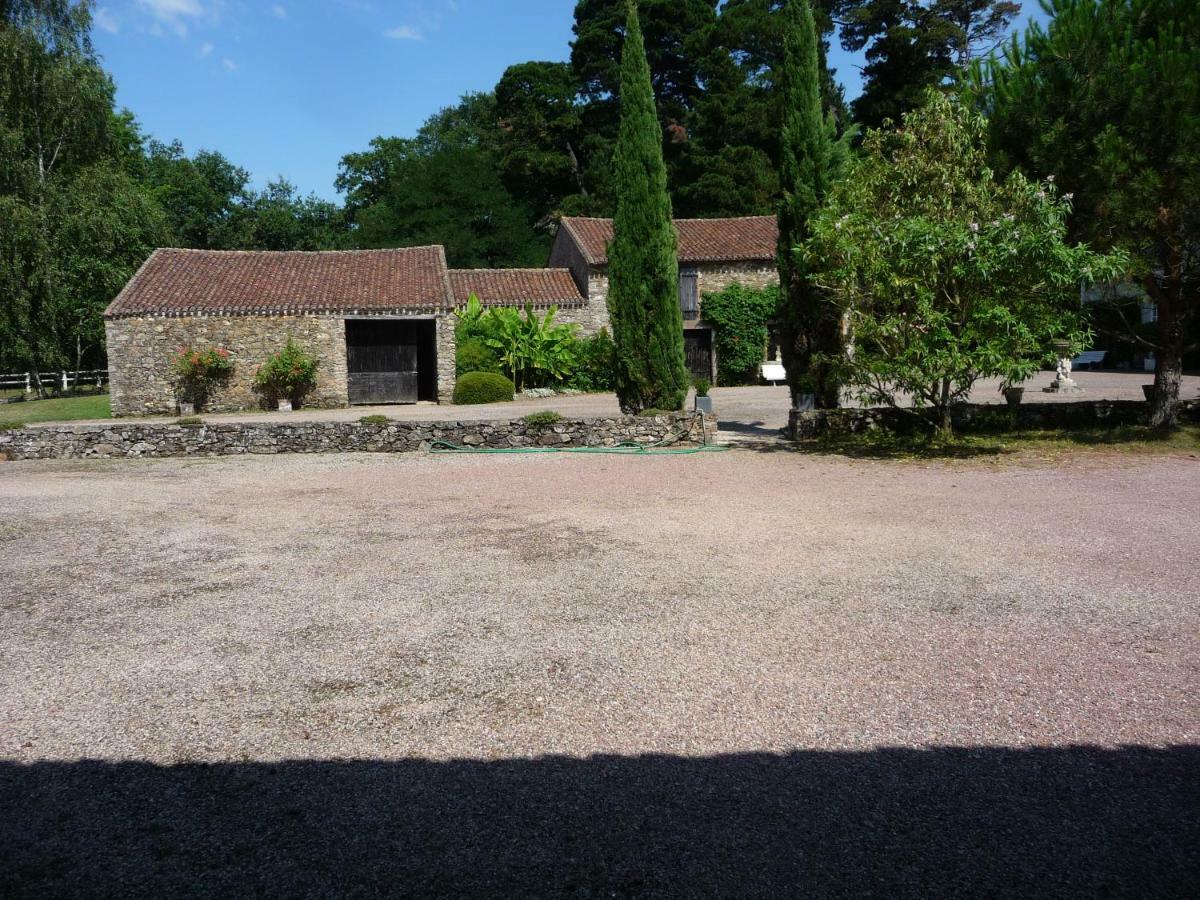 Longere Vila La Chapelle-Heulin Exterior foto